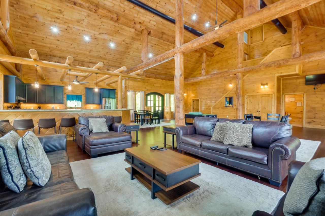 Gatlinburg Vacation Rental With Private Hot Tub! Bagian luar foto