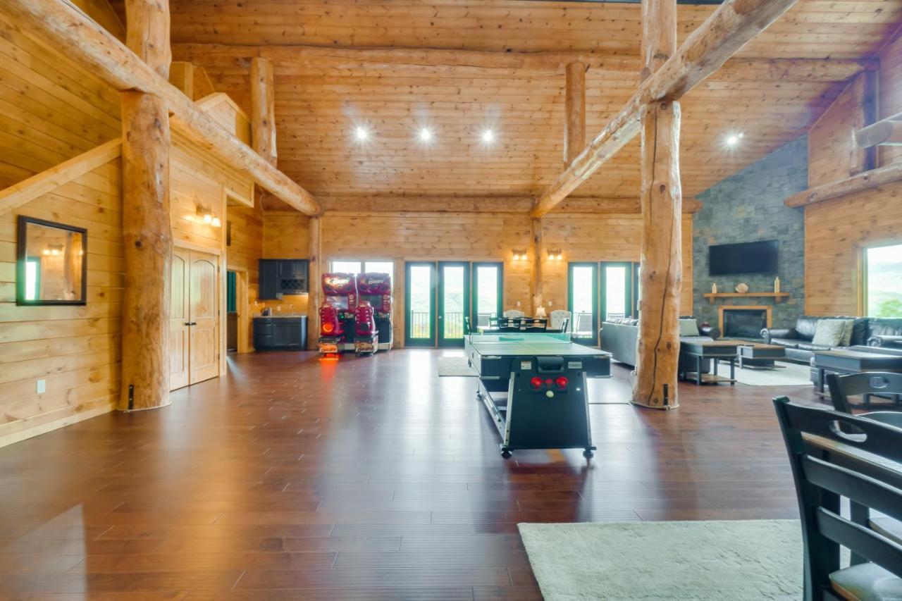 Gatlinburg Vacation Rental With Private Hot Tub! Bagian luar foto