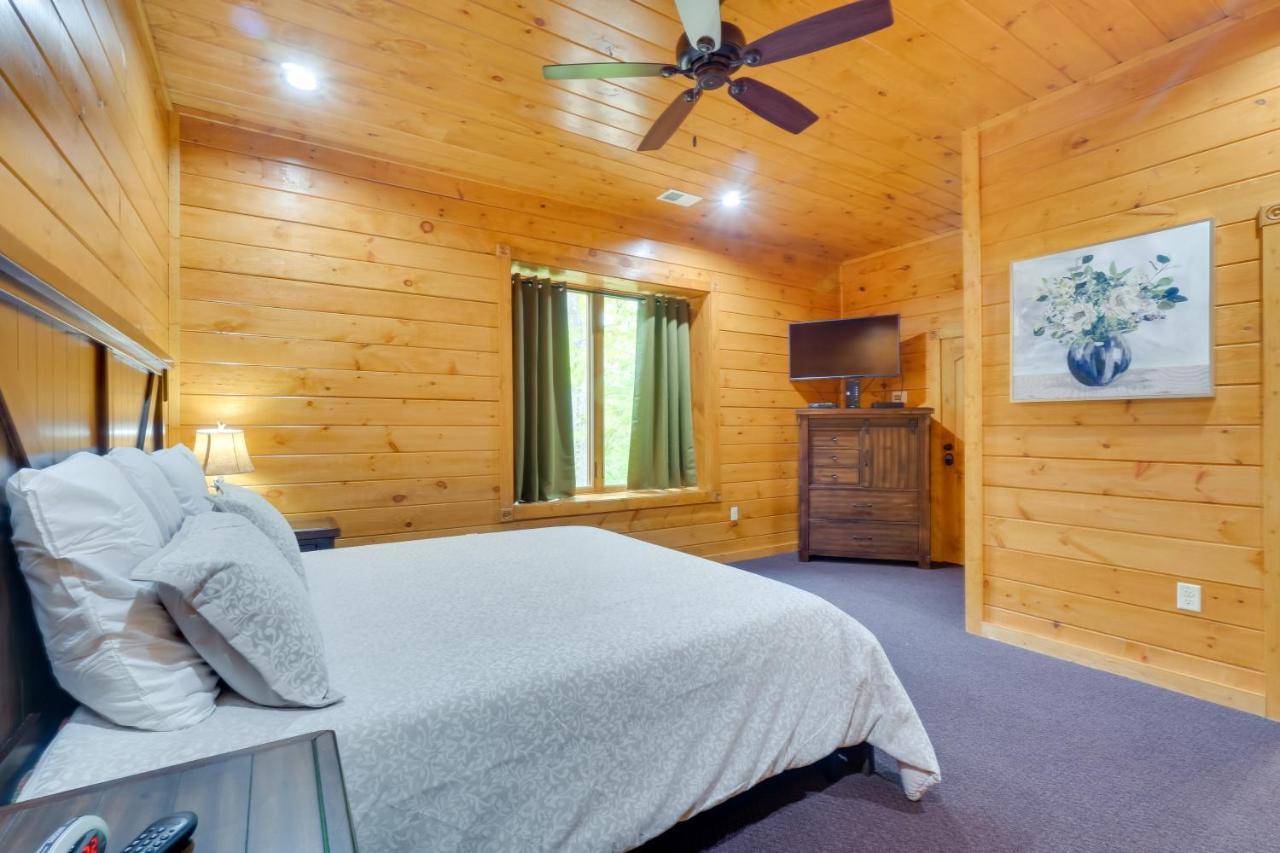 Gatlinburg Vacation Rental With Private Hot Tub! Bagian luar foto