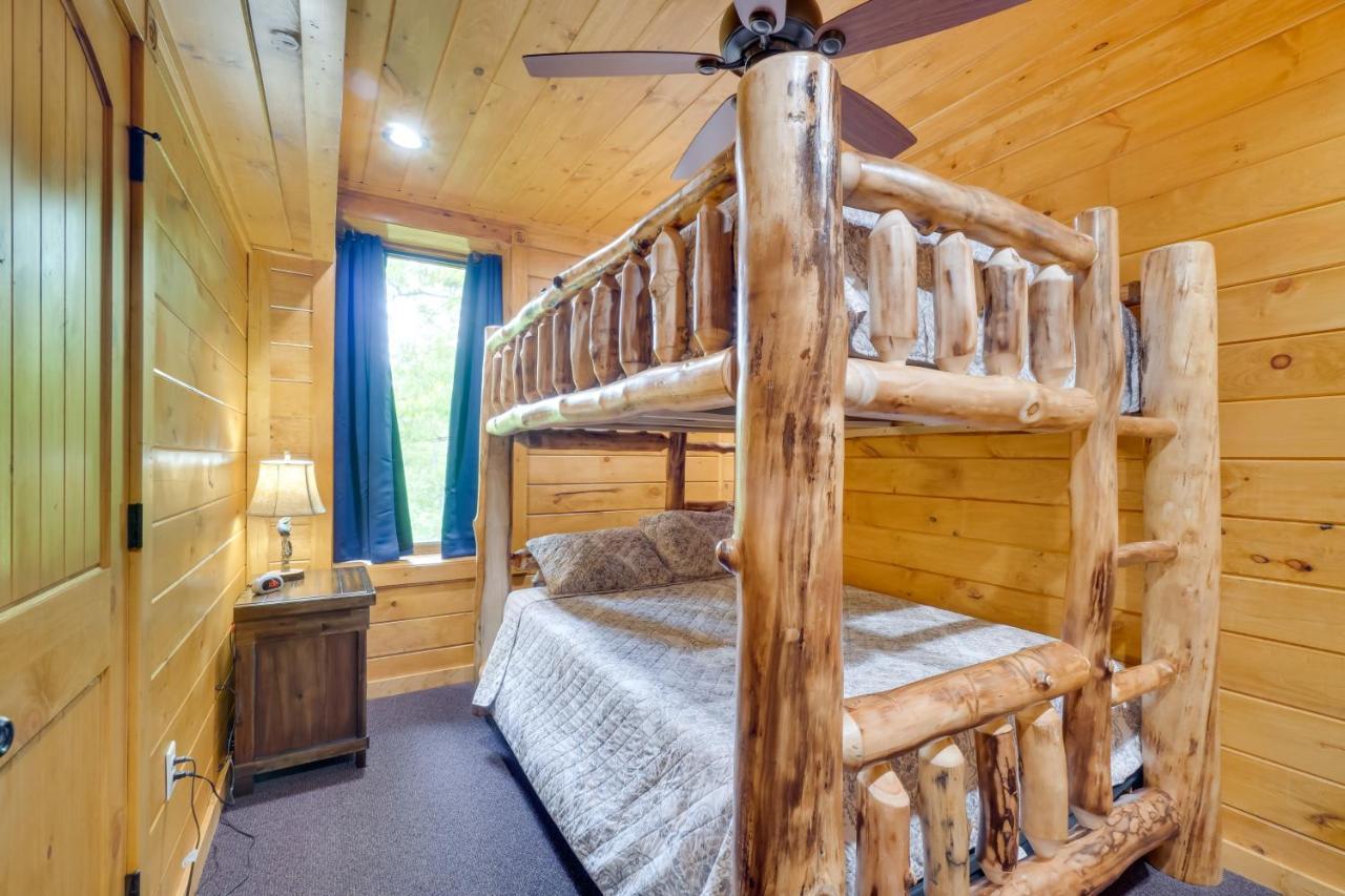 Gatlinburg Vacation Rental With Private Hot Tub! Bagian luar foto